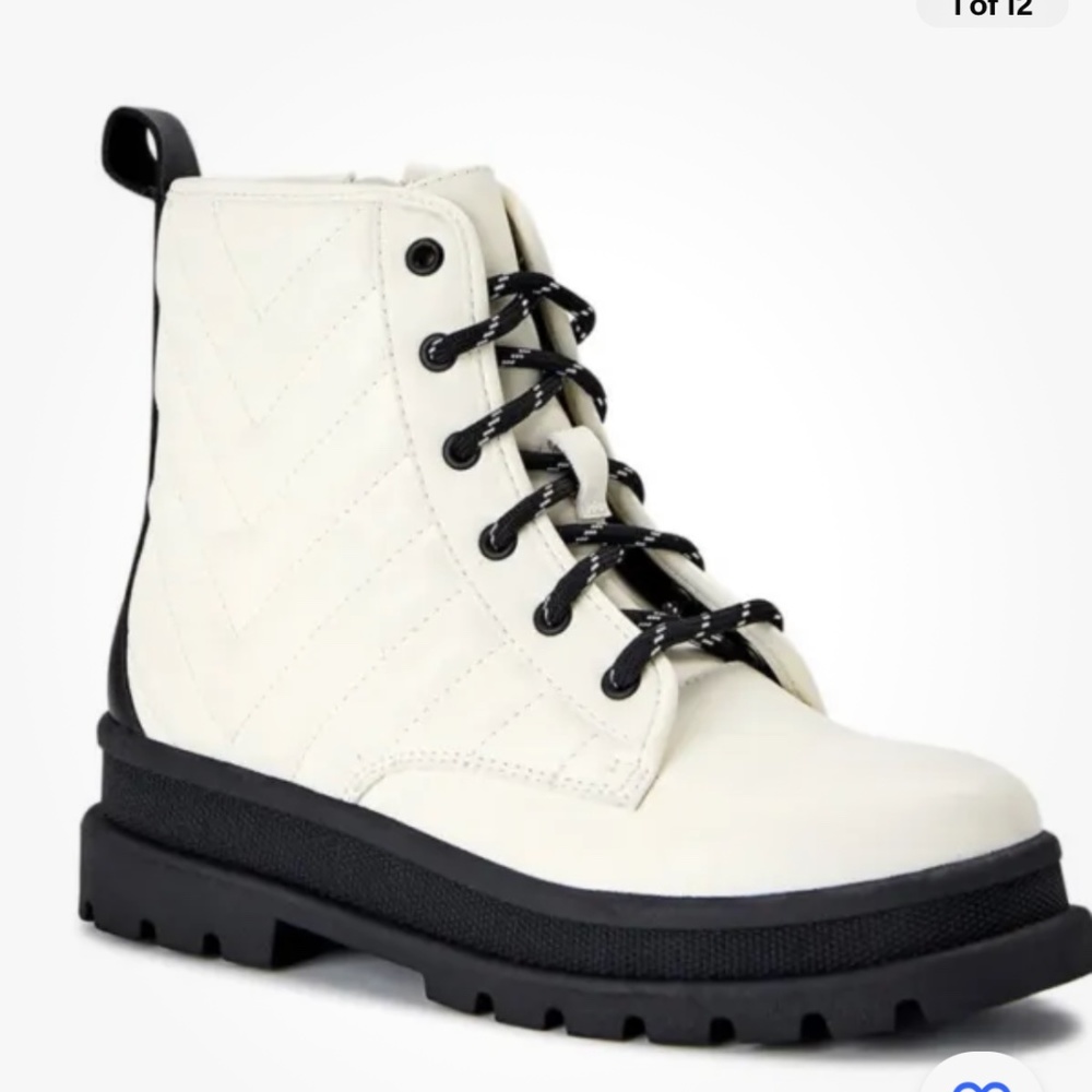 Wonder Nation Girls Ivory Quilted Combat Boots Size 1 NEW